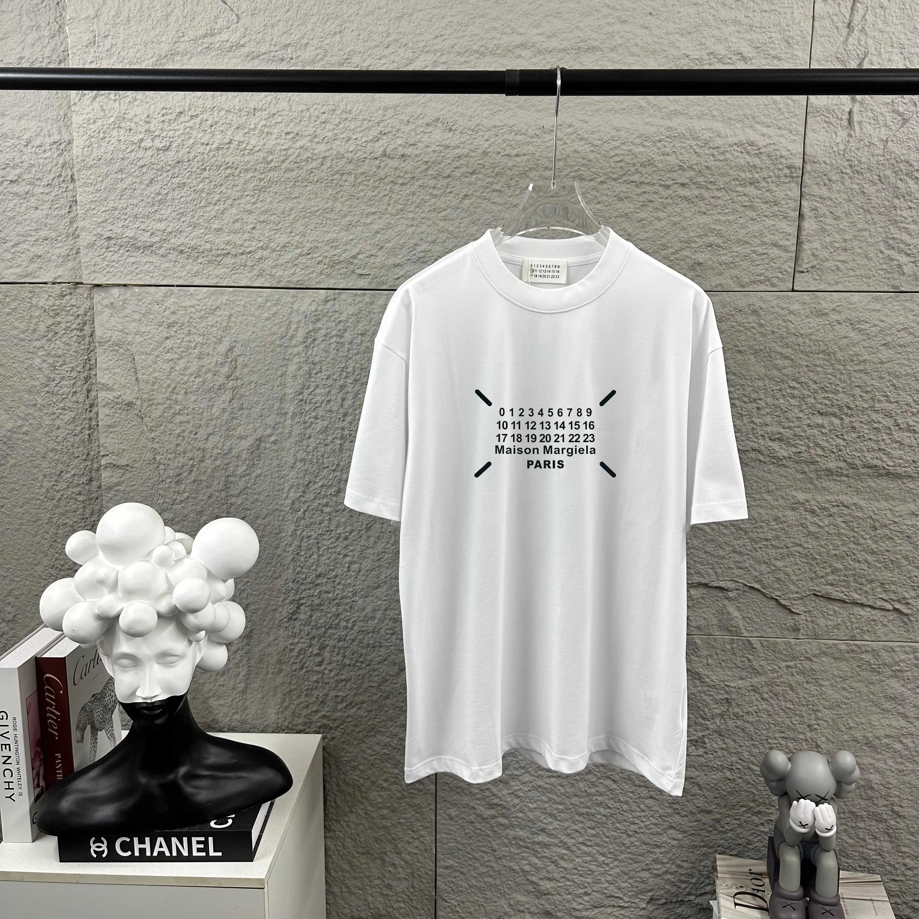 MM 6 * 2026 New Arrival mm 6 Classic T Same Style. ：White Black Size： S （90-130 ） M （120-150 ） L （140-165 ） XL （160-180 ） XXL （180-210 ）
